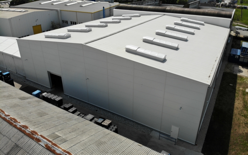 Robust Plastics dokkoló és csarnok
